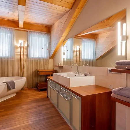 Ski Dome Apartments-Apartment Viva & Heaven Holiday Chalet Apartment *