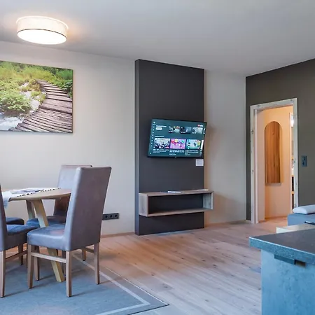 Apartment Ski Dome Apartments-Apartment Viva & Heaven Holiday Chalet Kaprun
