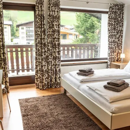 Apartment Ski Dome Apartments-Apartment Viva & Heaven Holiday Chalet Kaprun